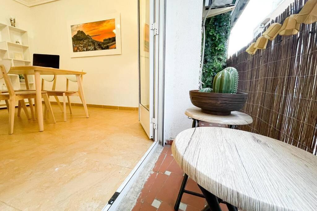 Coqueto Y Amplio Apartamento A 15 Min De La Playa อาลิกันเต ภายนอก รูปภาพ